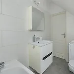 Unique In By Rent Like דירה שצ'צ'ין