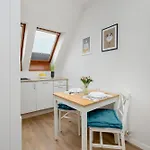 Unique In By Rent Like