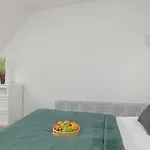 Unique In By Rent Like Appartement