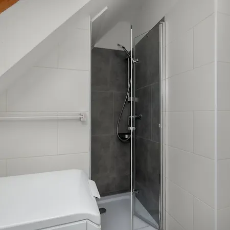 Unique In By Rent Like