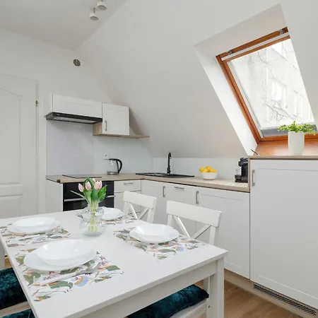 Unique In By Rent Like