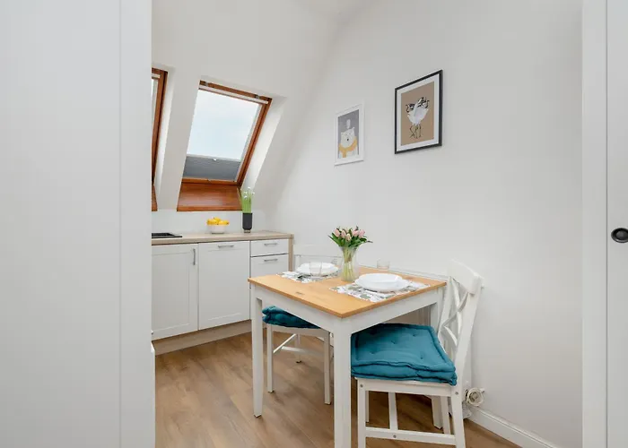 Unique In By Rent Like